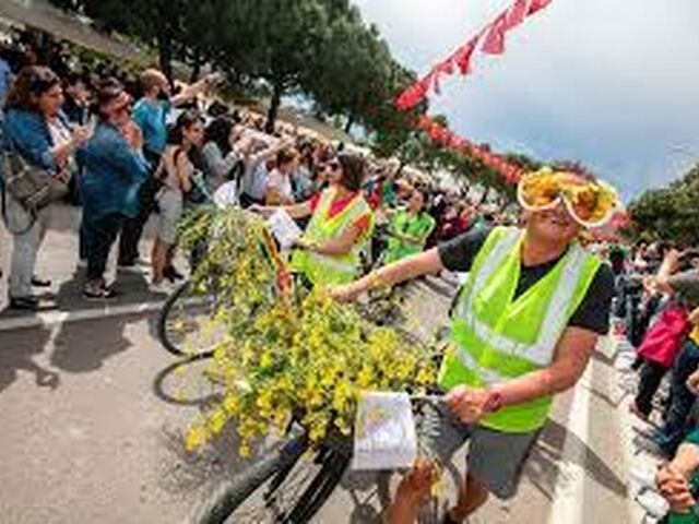 Alaçatı Ot Festivali Turu / Günübirlik