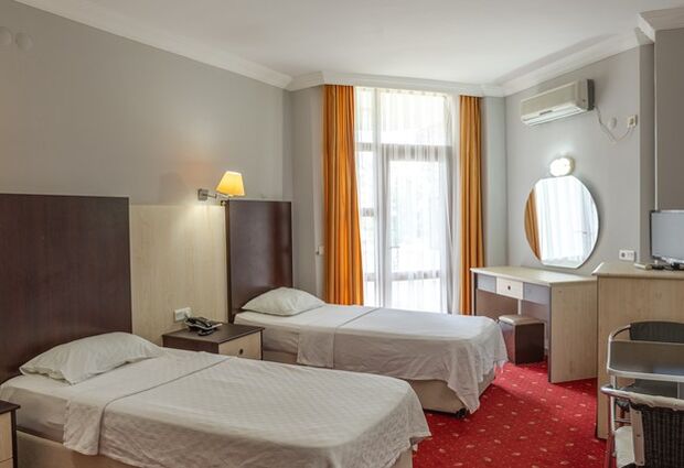 Ayvalık Cunda Sarımsaklı Plajı ve Kazdağları AssosTuru ( 1 Gece Konaklamalı )